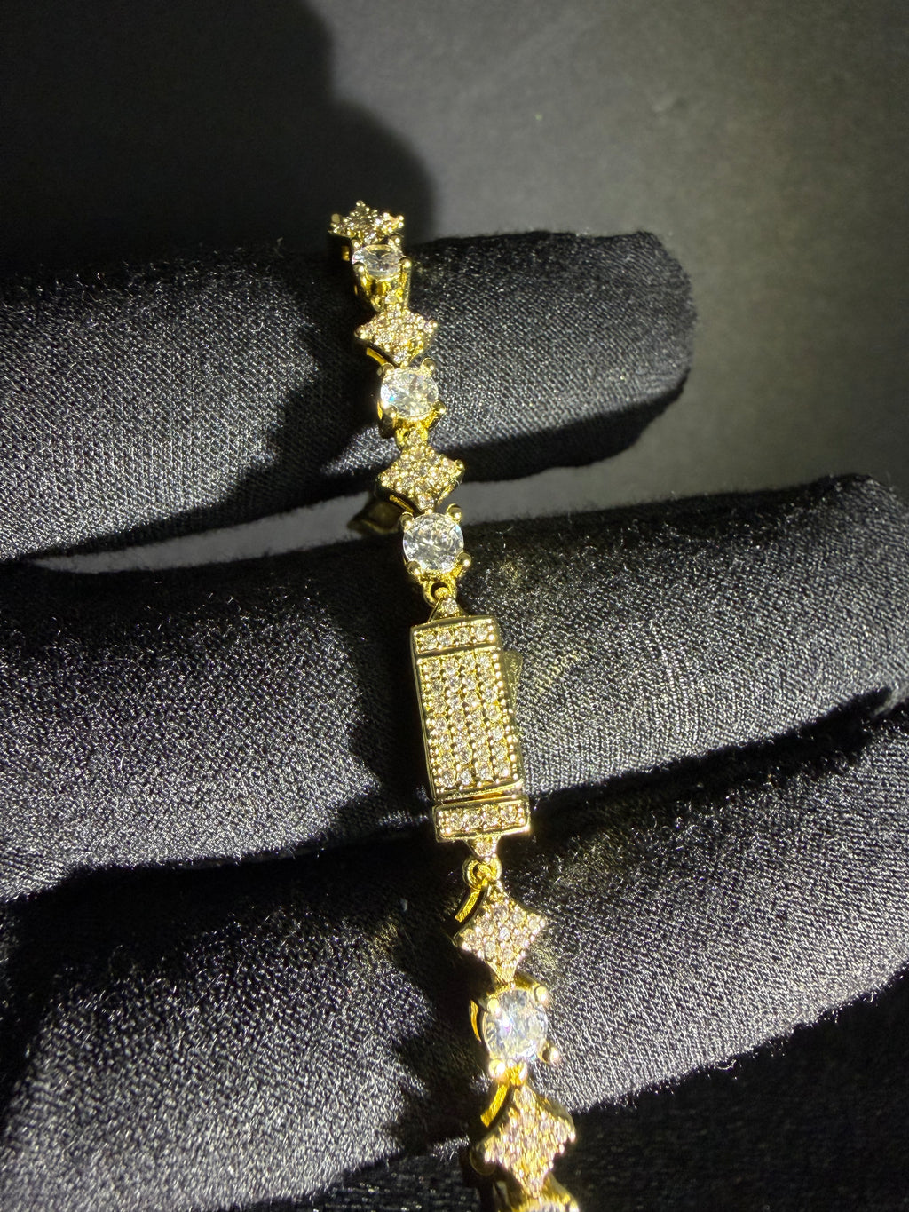 Mosaic Tennis Bracelet — Gold — product photo 4