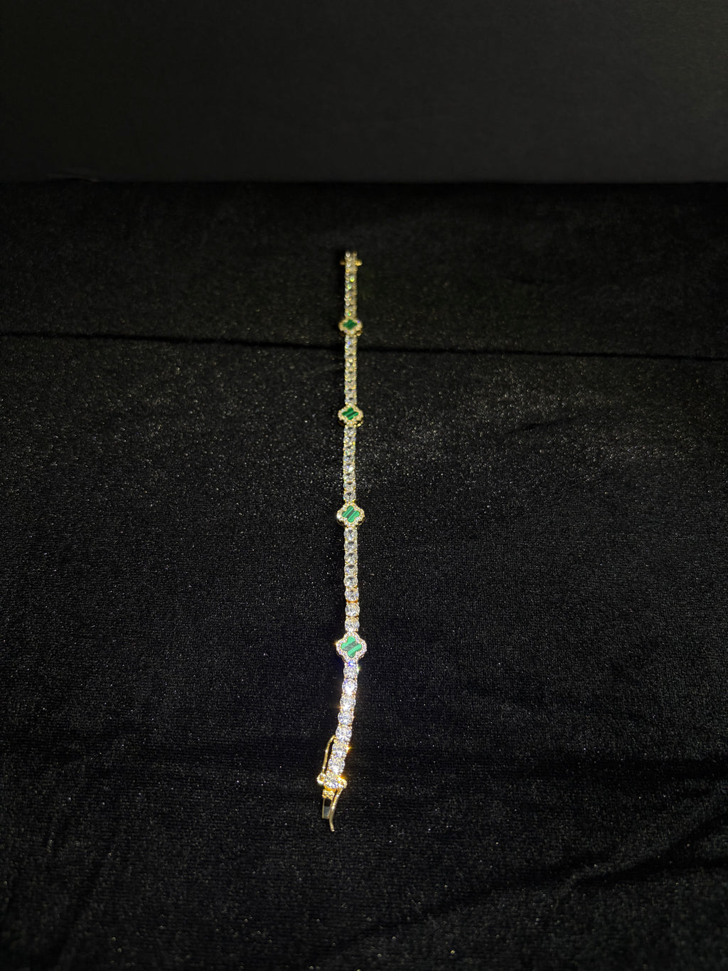 Green Clover Tennis Bracelet — Gold — product photo 3