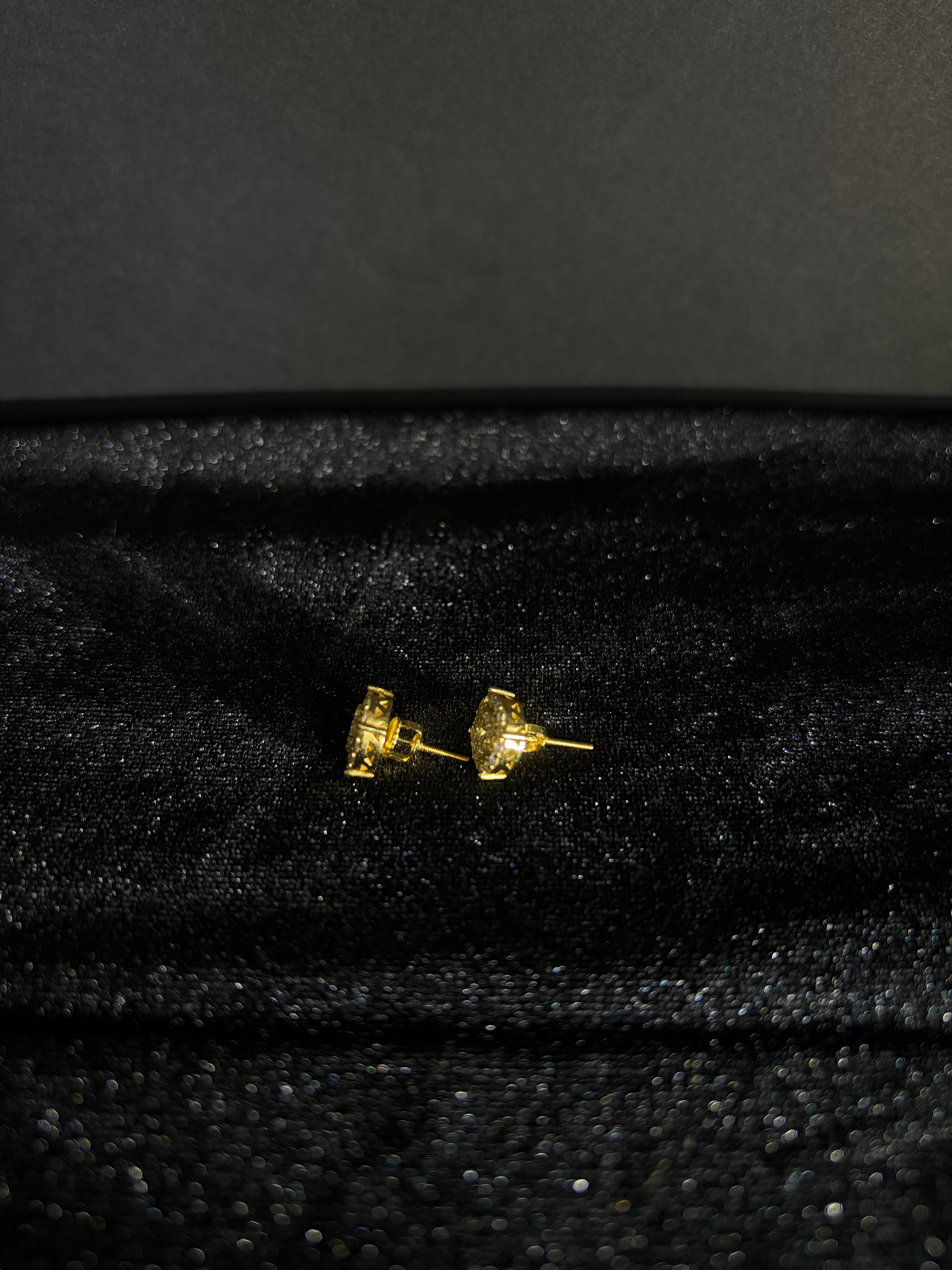 Gold cluster moissanite studs — view 3