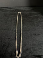 Cuban Chain — 6 mm · Lobster Clasp in 316L stainless steel — full chain laid flat