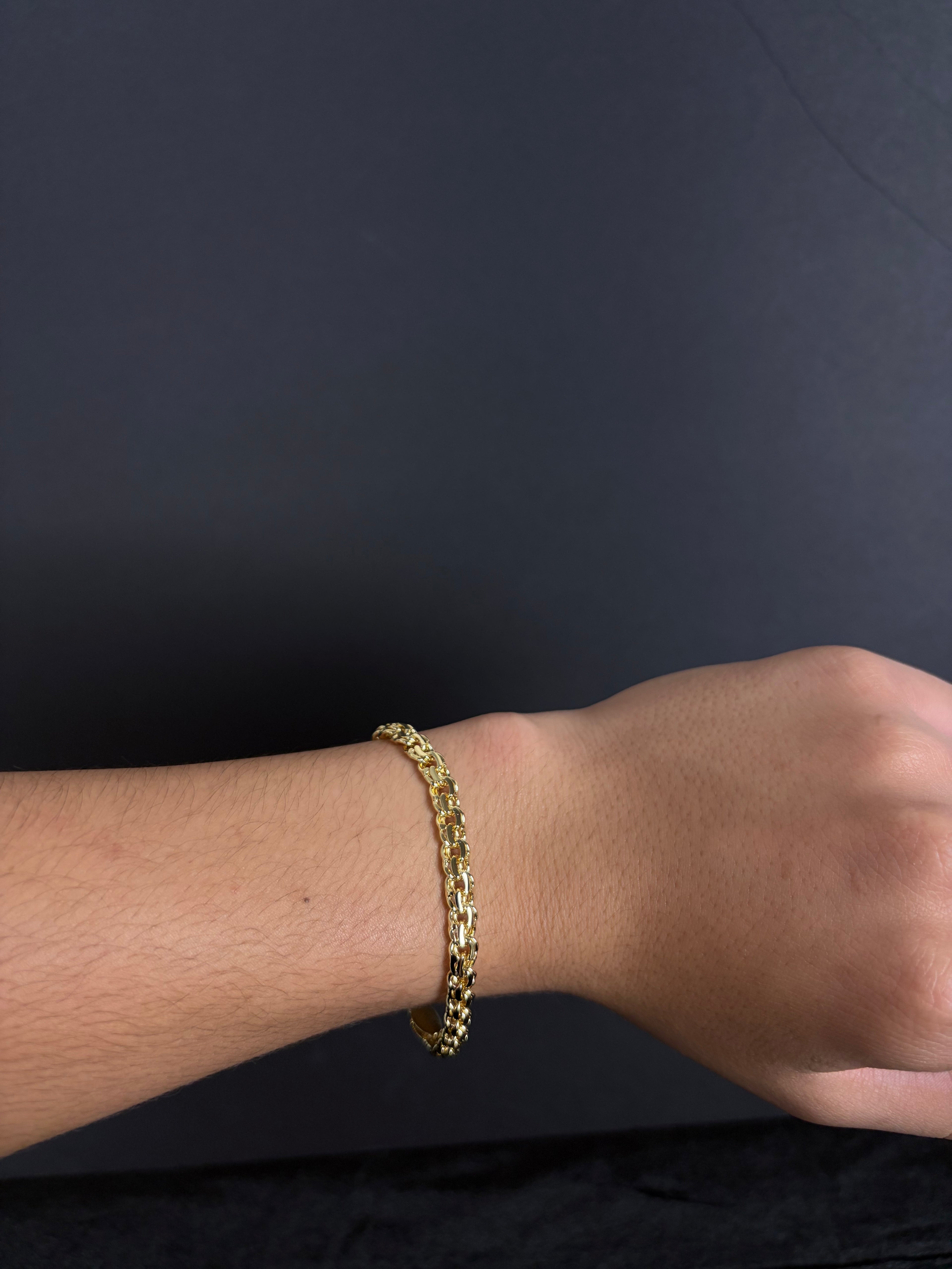 Chino Link Bracelet — 6 mm; 7.5 inches; product photograph 2