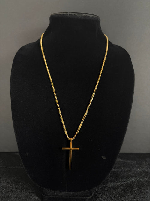 Cross Pendant Necklace | 18K Gold PVD — product view