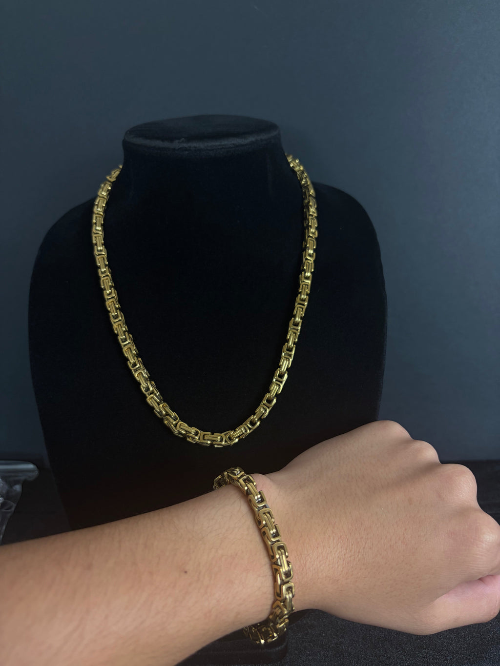 Greek Link Set: matching 22-inch chain and 8-inch bracelet