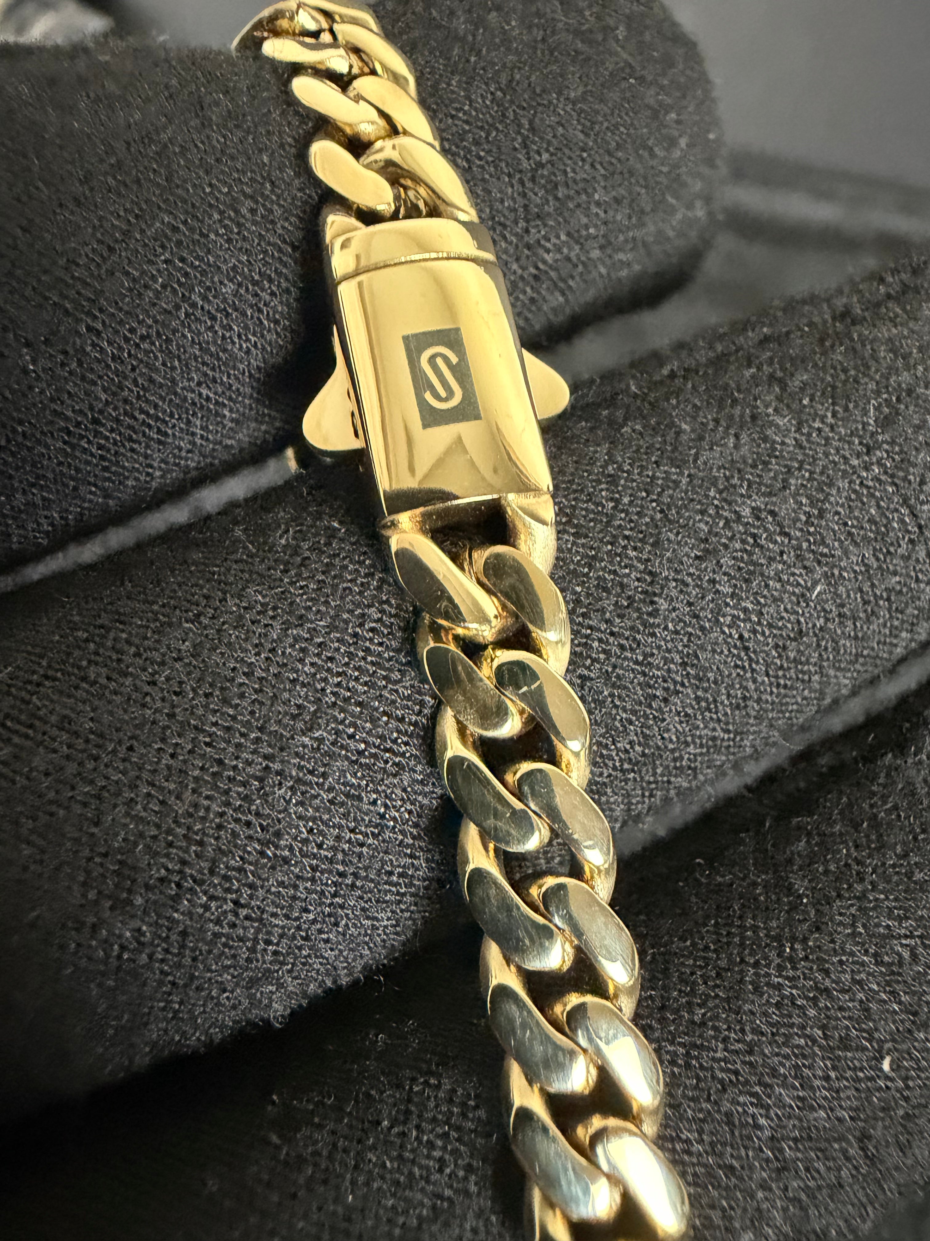 6 mm Monaco bracelet: Close-up of the clasp and links