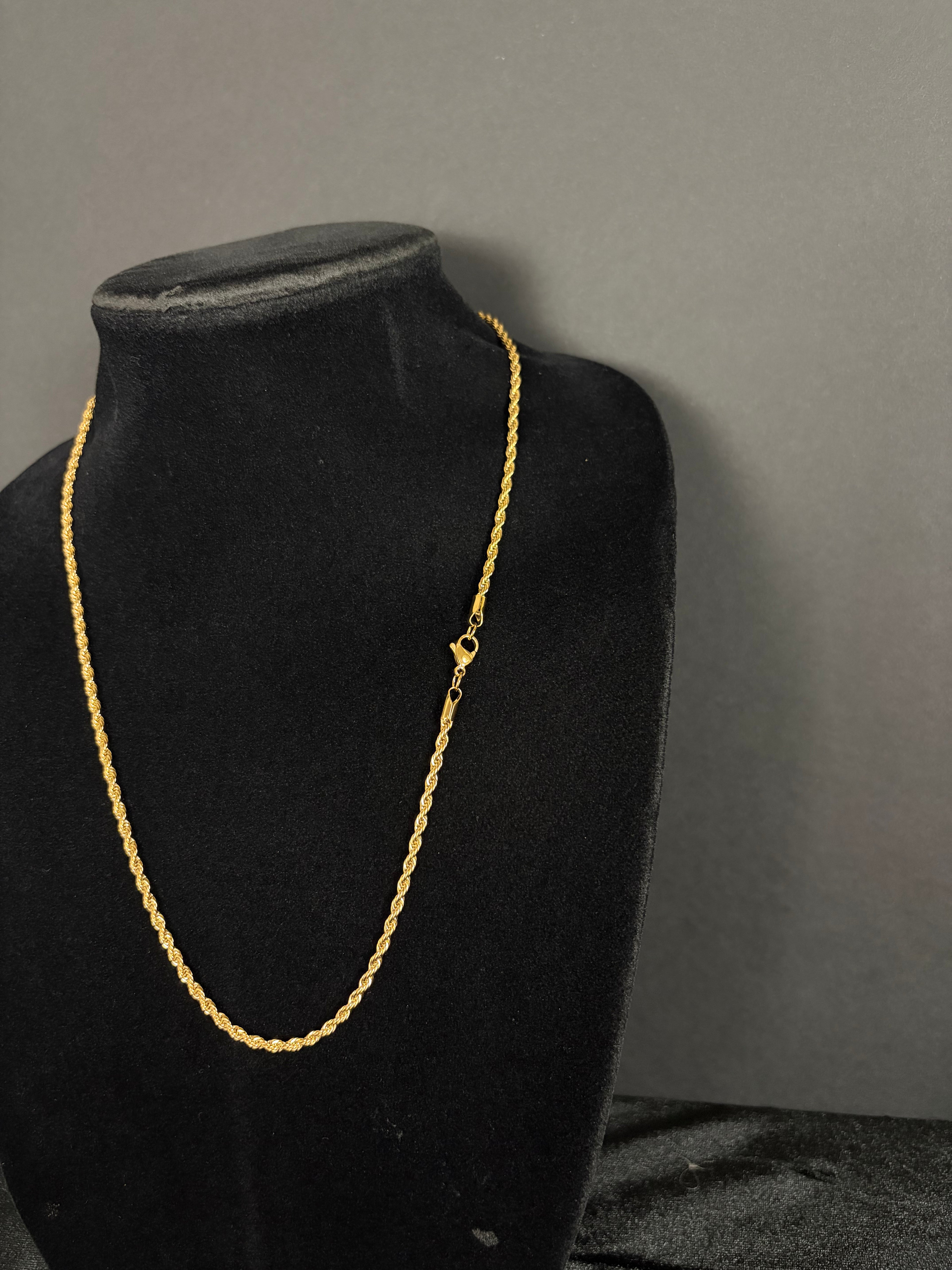 3 mm rope chain in 14K gold PVD-plated stainless steel — detail view 2