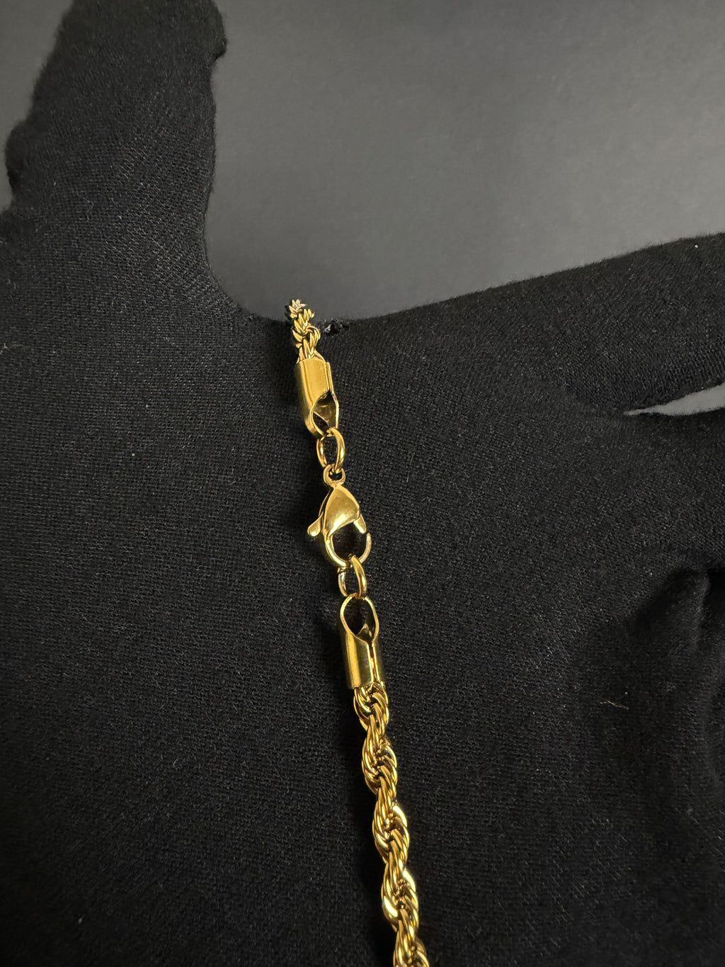 4 mm rope chain in 14K gold PVD-plated stainless steel — detail view 3