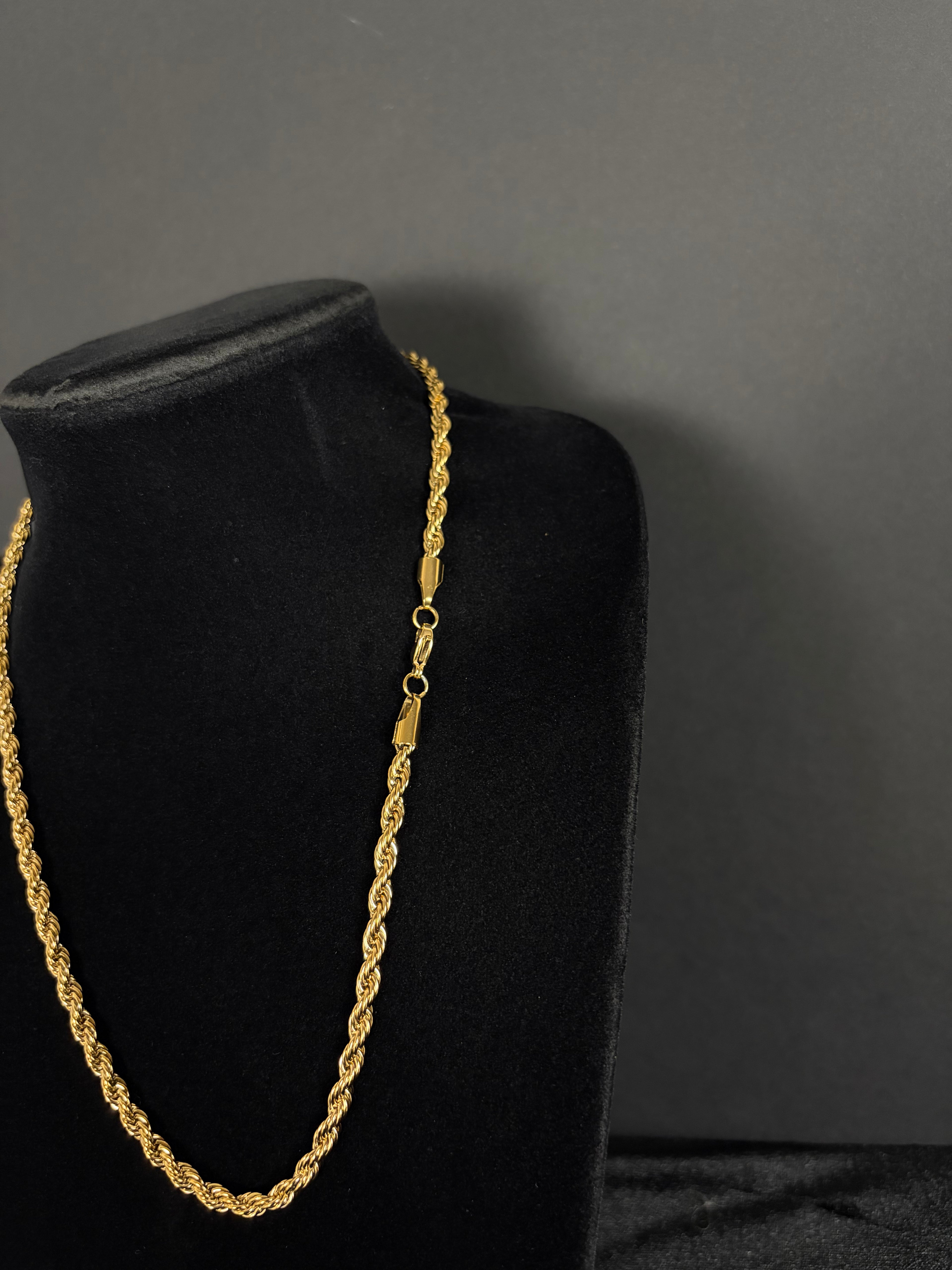 5 mm rope chain in 14K gold PVD-plated stainless steel — detail view 2