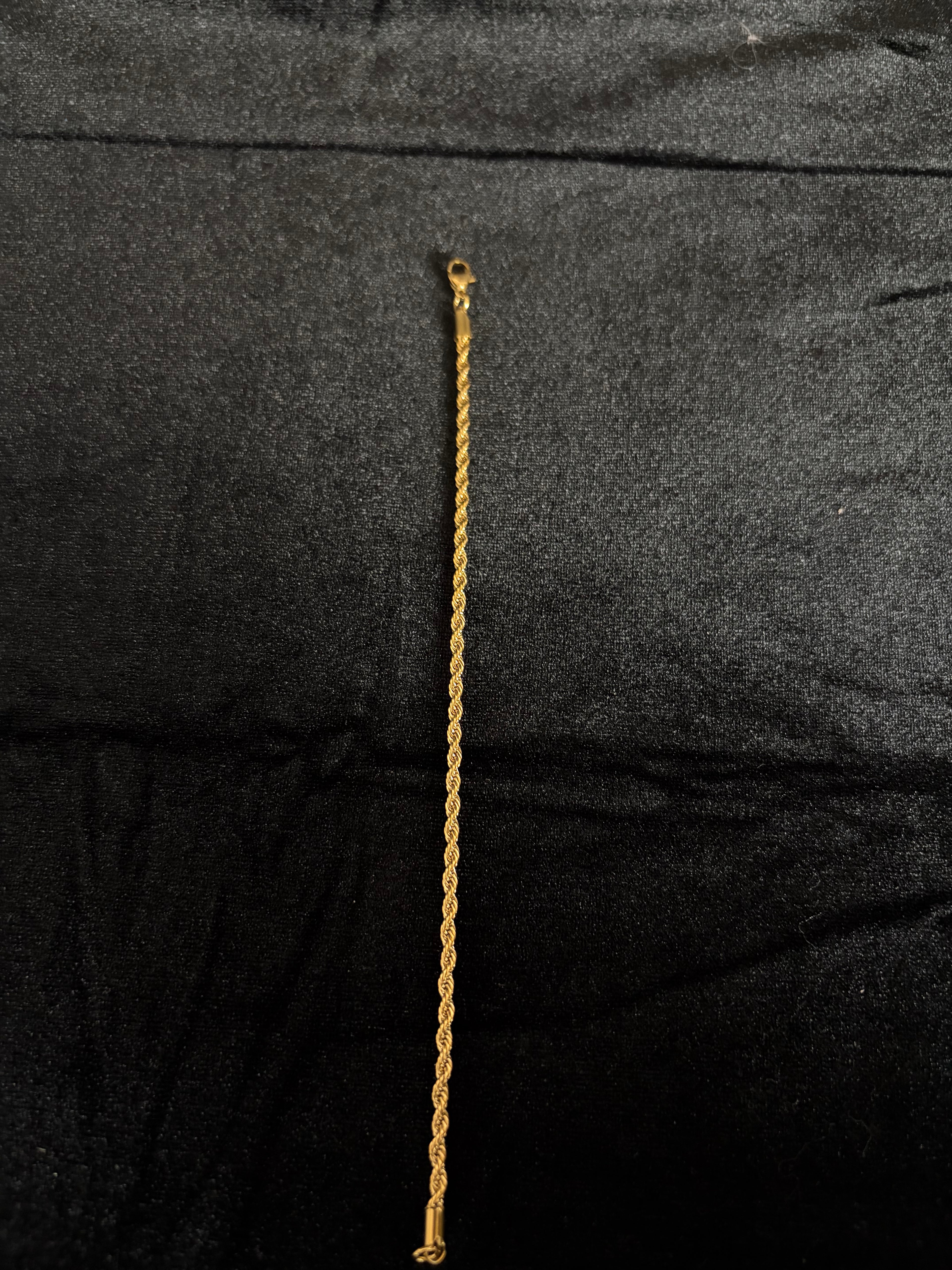 4 mm rope bracelet in 14K gold PVD-plated stainless steel — detail view 3