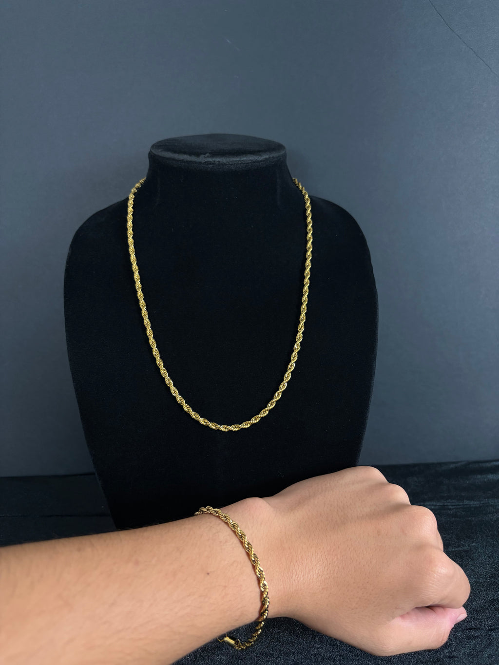 5 mm rope bracelet in 14K gold PVD-plated stainless steel — styled with a separately sold chain