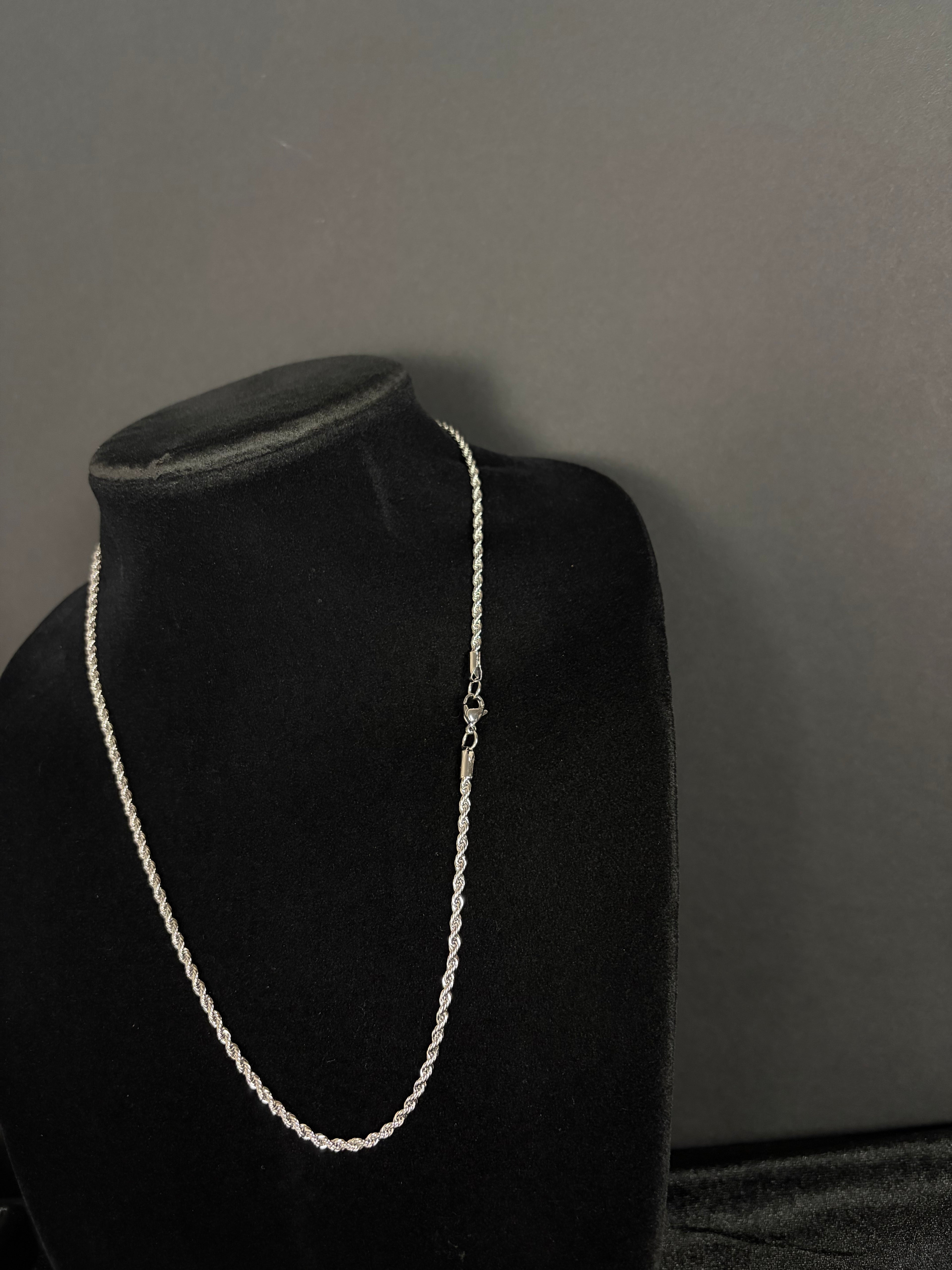 Rope chain, 3 mm in 316L stainless steel — angled view