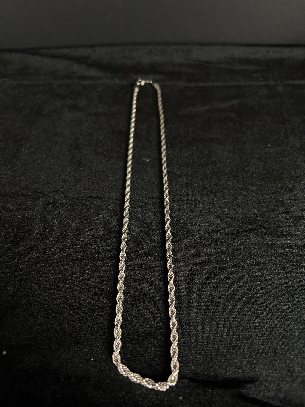 Rope chain, 4 mm in 316L stainless steel — link, clasp or full-length detail