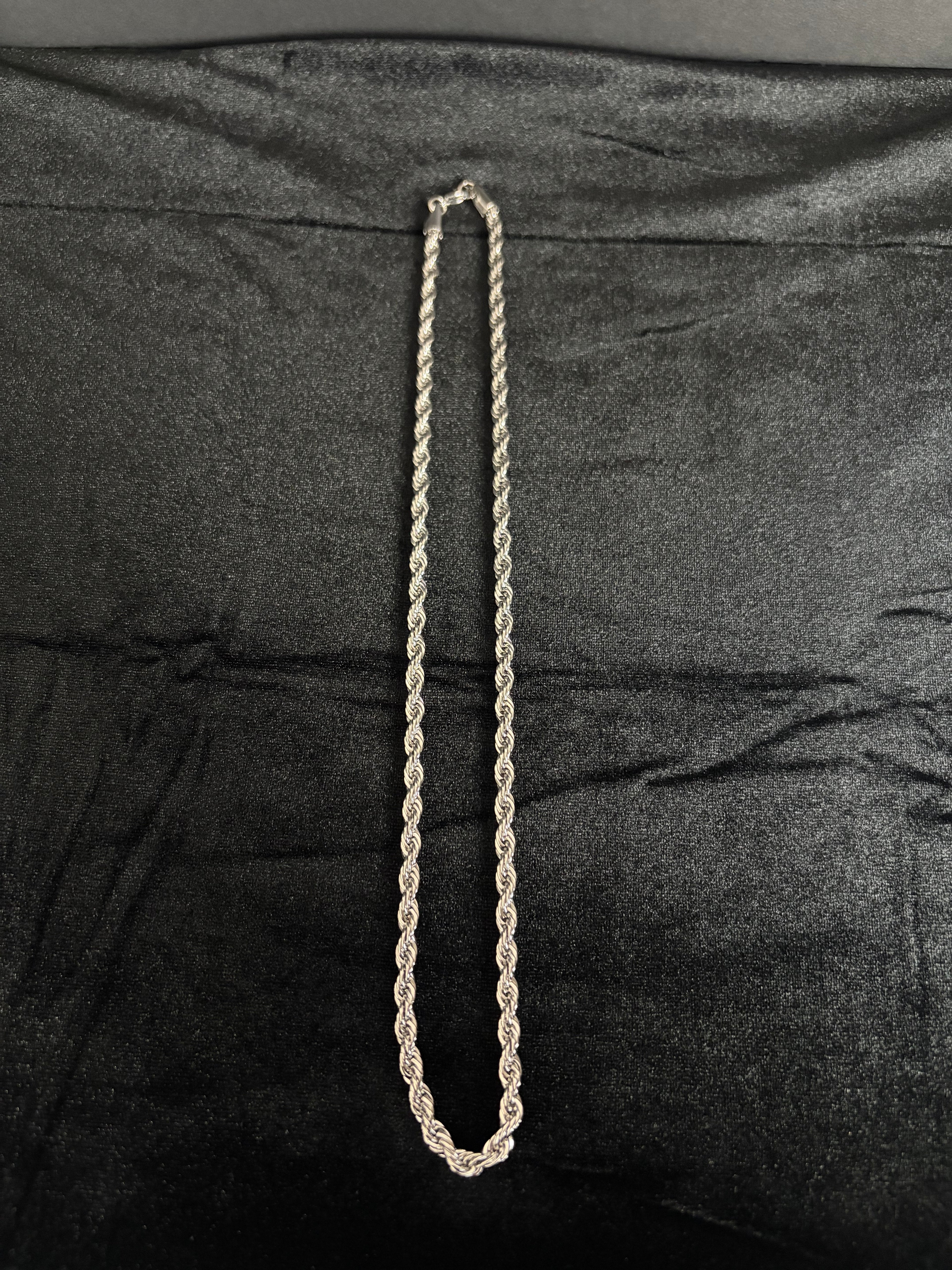 Rope chain, 5 mm in 316L stainless steel — link, clasp or full-length detail