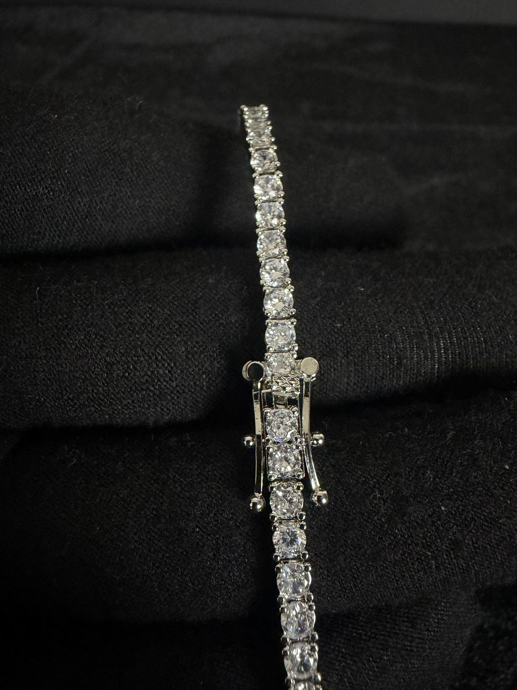 Tennis Bracelet — 3 mm · Double Safety Clasp in stainless steel with cubic zirconia; 7 inches